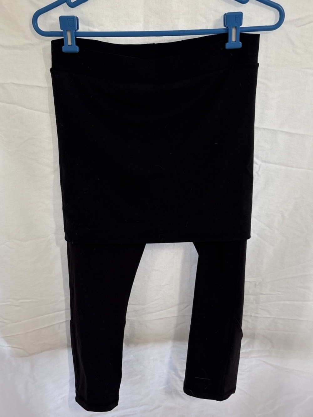 Ladies LULULEMON Size 8 10 Black Yin To You Cropped Skirted Leggings Fold Down